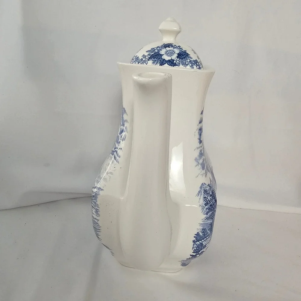 Vintage Royal Warwick Lochs of Scotland Blue Coffee Pot 10